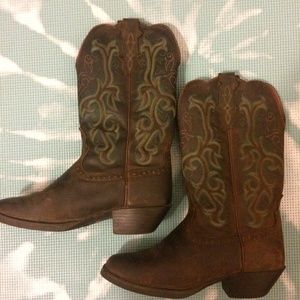Justin Cowgirl Boots